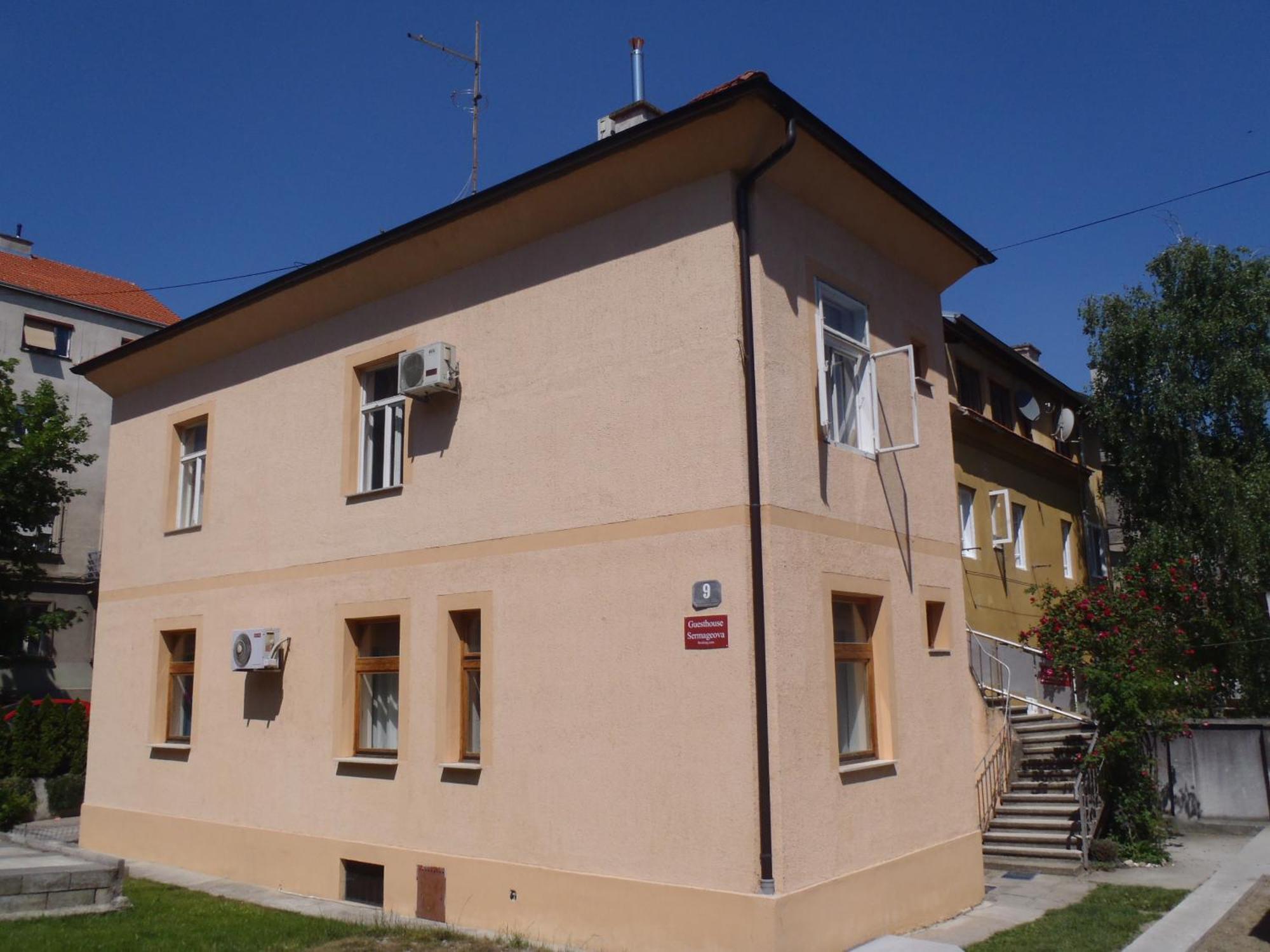 Guesthouse Sermageova Zagreb Buitenkant foto