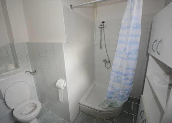 Guesthouse Sermageova Zagreb Buitenkant foto